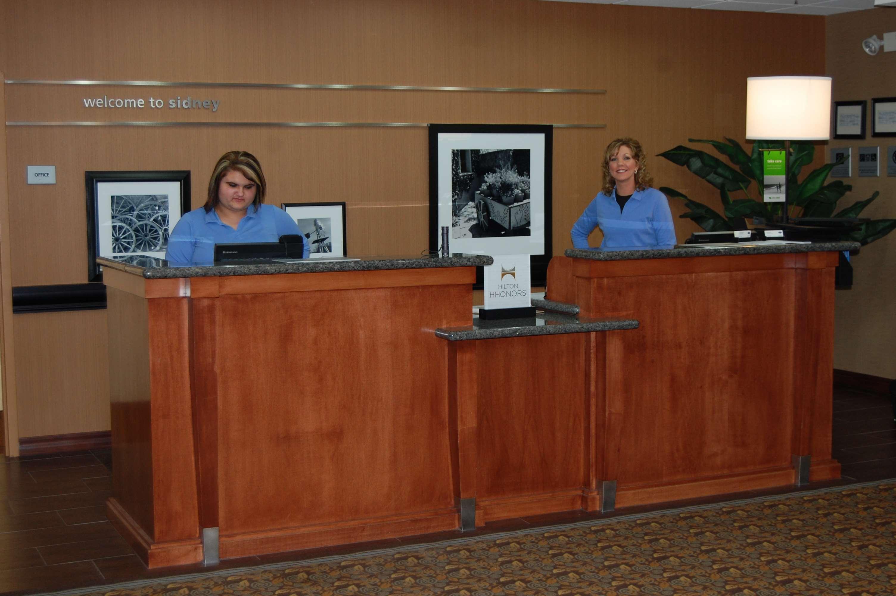 Hampton Inn Sidney Interno foto