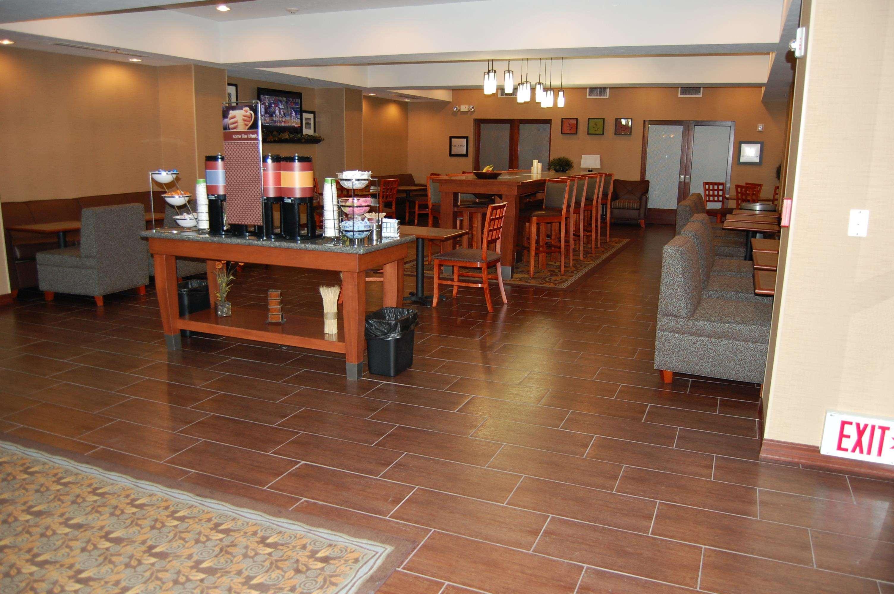 Hampton Inn Sidney Esterno foto