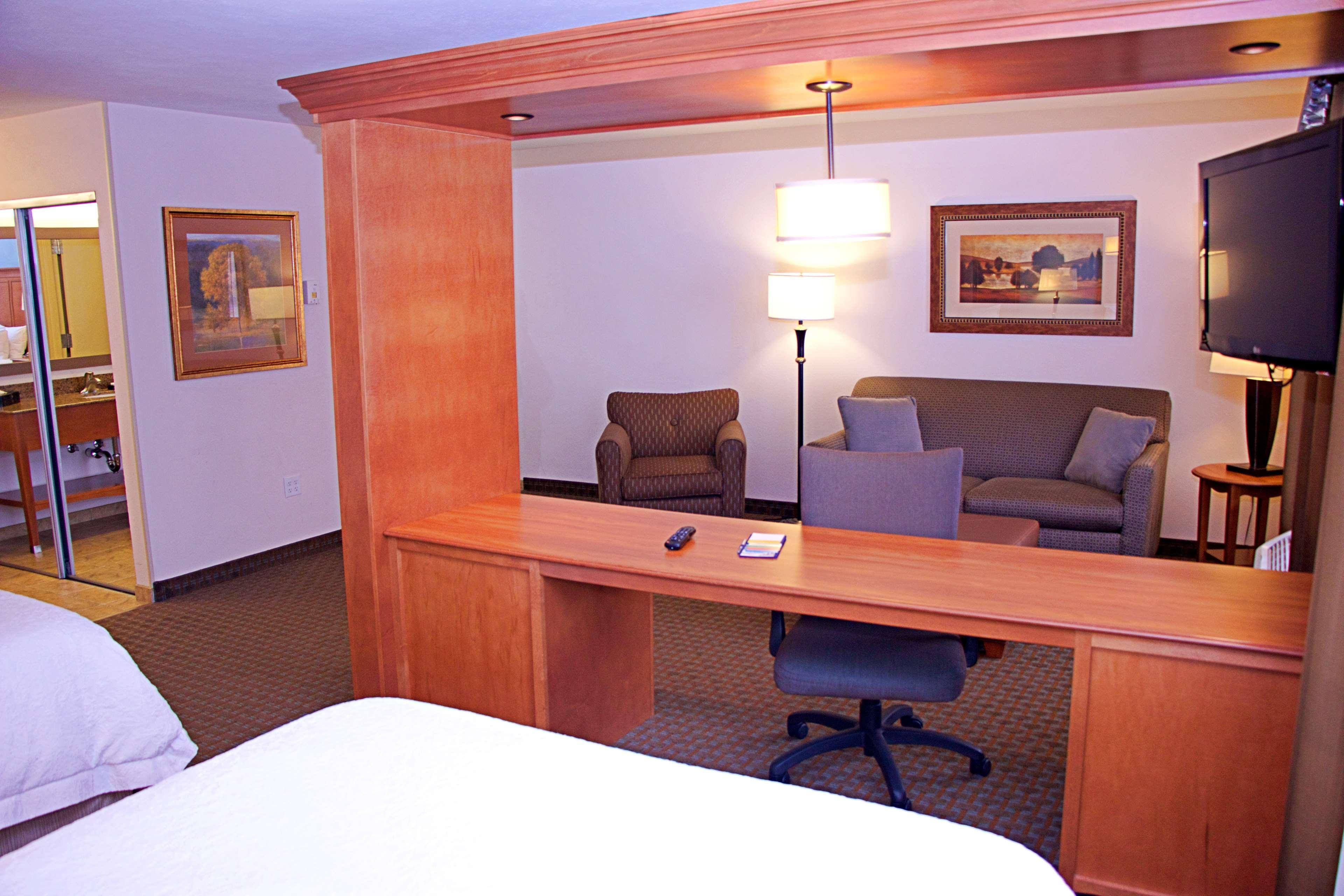 Hampton Inn Sidney Esterno foto