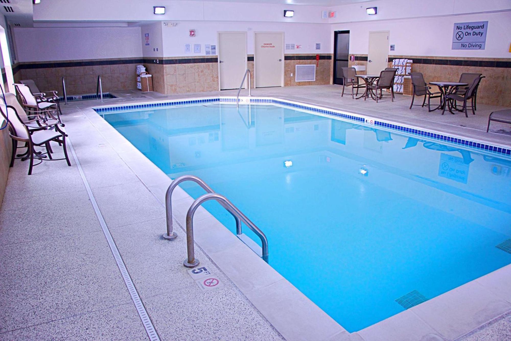 Hampton Inn Sidney Esterno foto